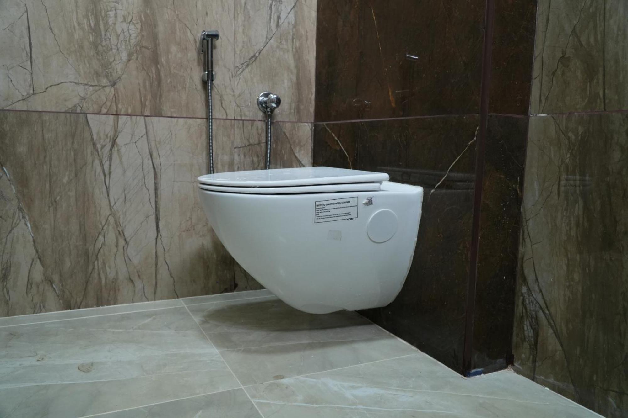 Uj Pallazzio - Business Class Luxury Hotel Tiruvannámalaj Kültér fotó