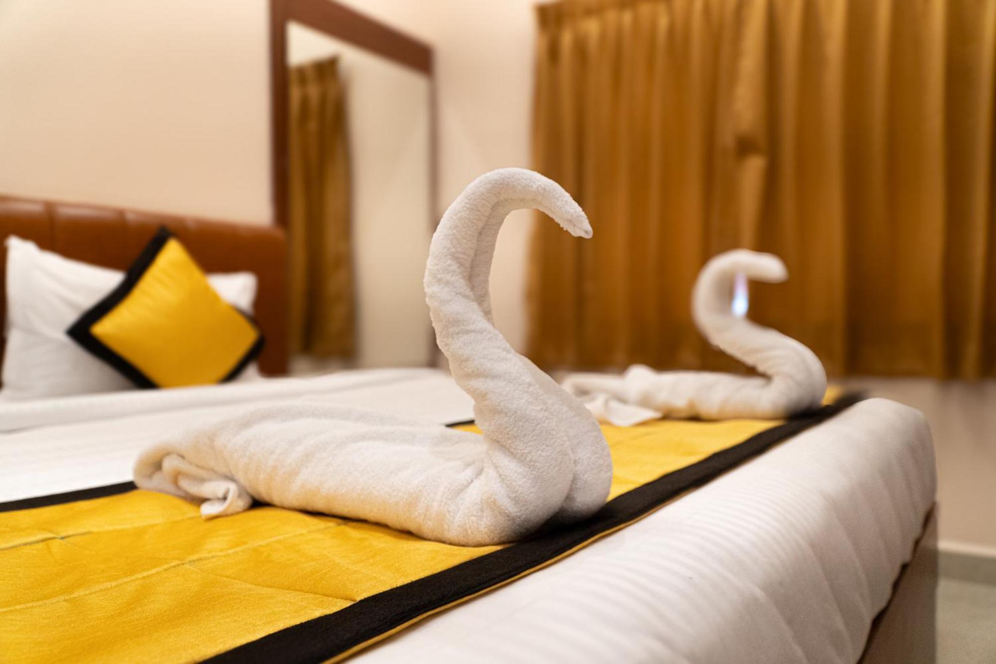 Uj Pallazzio - Business Class Luxury Hotel Tiruvannámalaj Kültér fotó